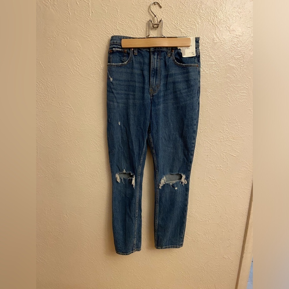 Abercrombie & Fitch Ripped Skinny Jeans nwt